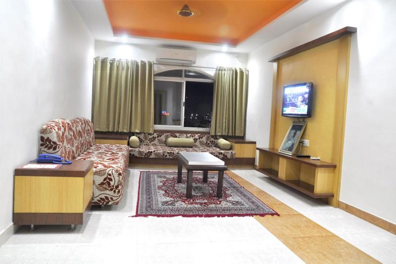 Sharan Hotel Shirdi Room photo